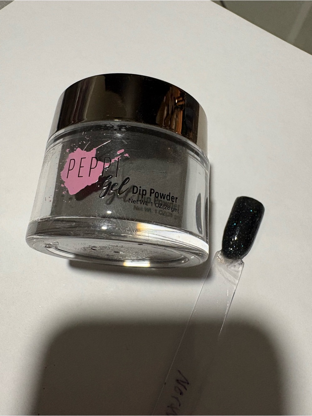Peppi Gel Northern Lights black glittery dip nail powder